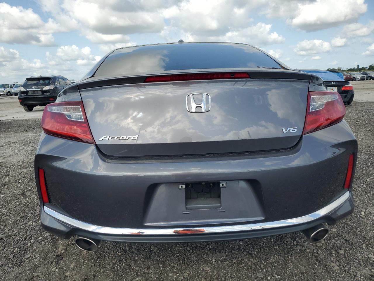 Photo 5 VIN: 1HGCT2B80HA003460 - HONDA ACCORD 