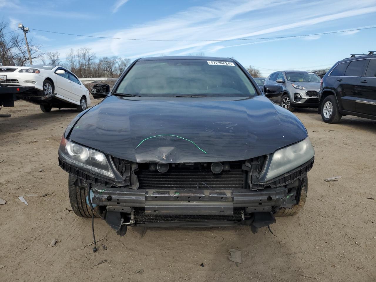 Photo 4 VIN: 1HGCT2B83FA004812 - HONDA ACCORD 