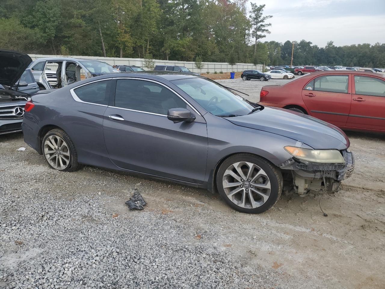 Photo 3 VIN: 1HGCT2B83FA005085 - HONDA ACCORD 