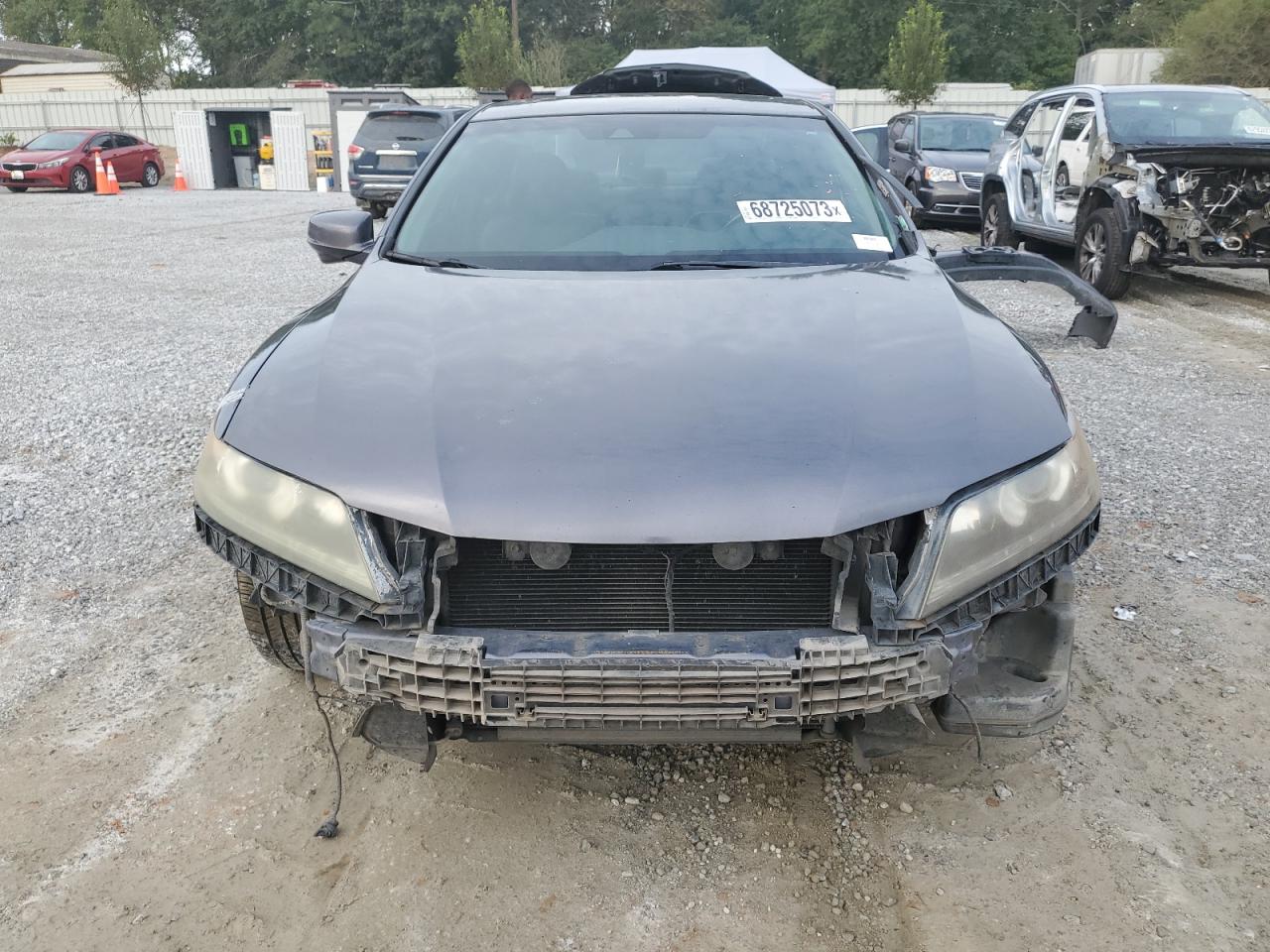 Photo 4 VIN: 1HGCT2B83FA005085 - HONDA ACCORD 