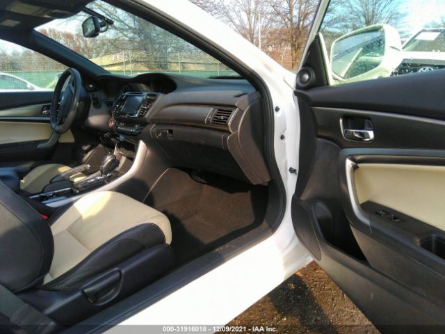 Photo 4 VIN: 1HGCT2B85HA000375 - HONDA ACCORD COUPE 