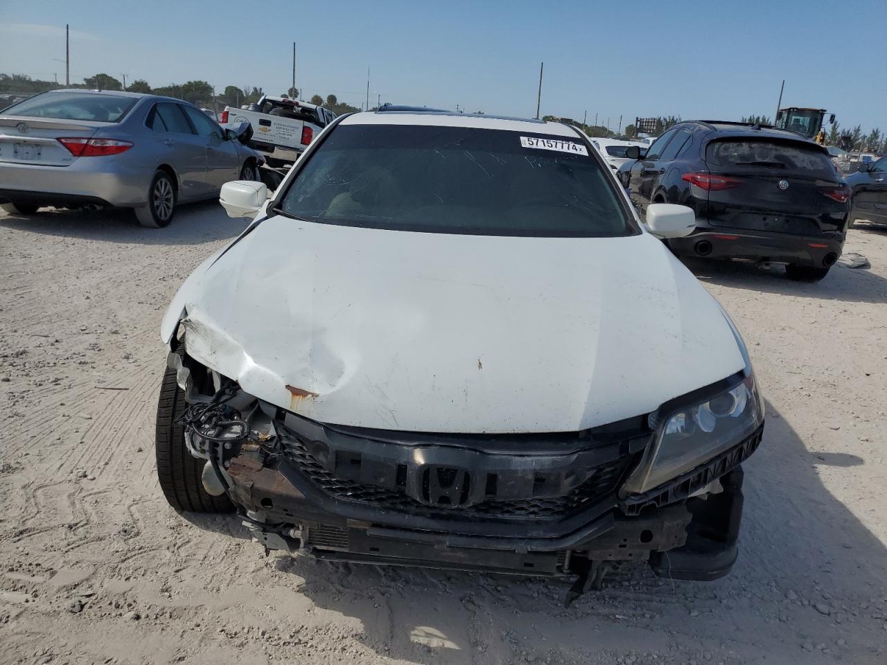 Photo 4 VIN: 1HGCT2B86GA001257 - HONDA ACCORD 