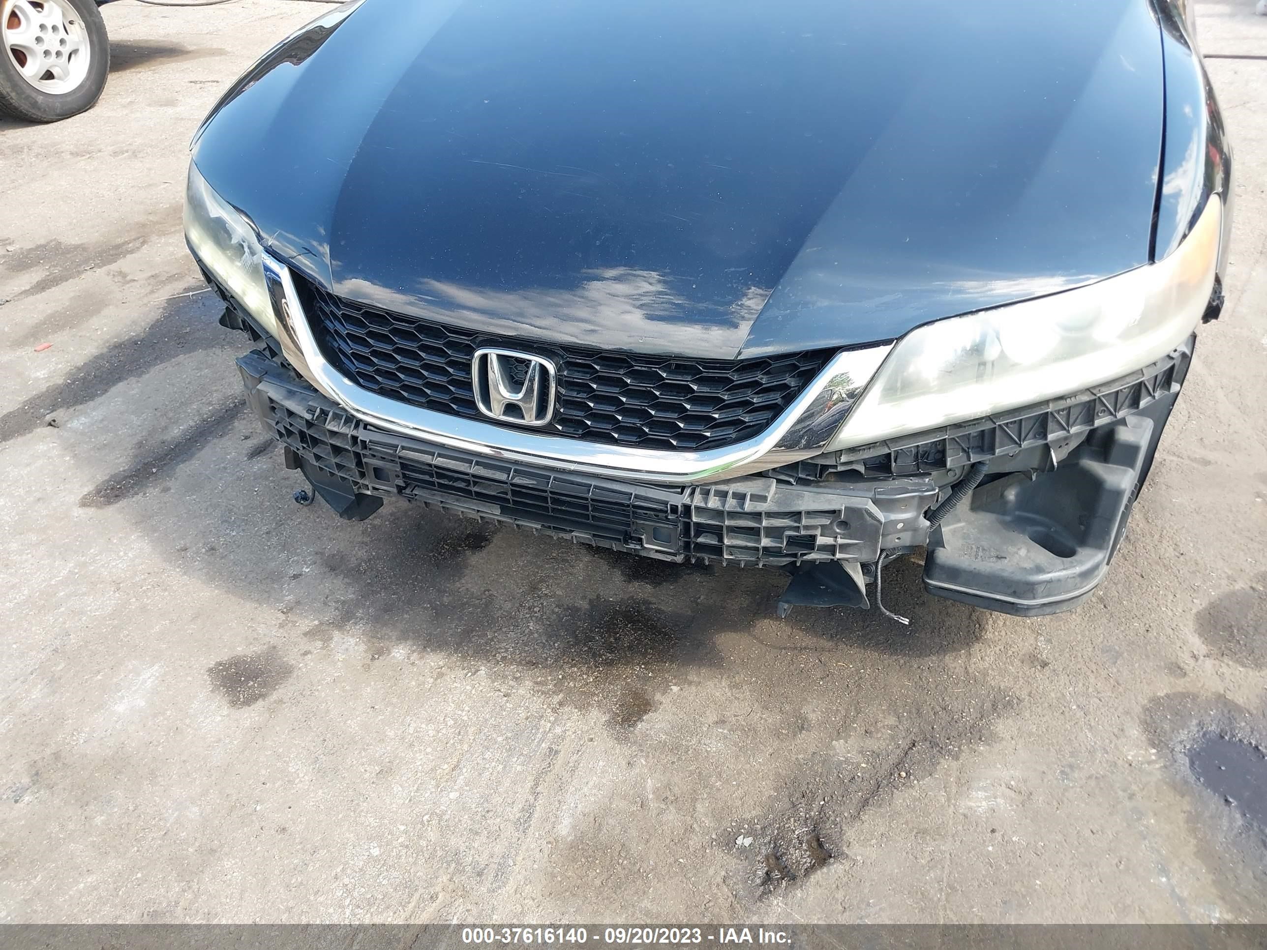 Photo 5 VIN: 1HGCT2B87DA000551 - HONDA ACCORD 