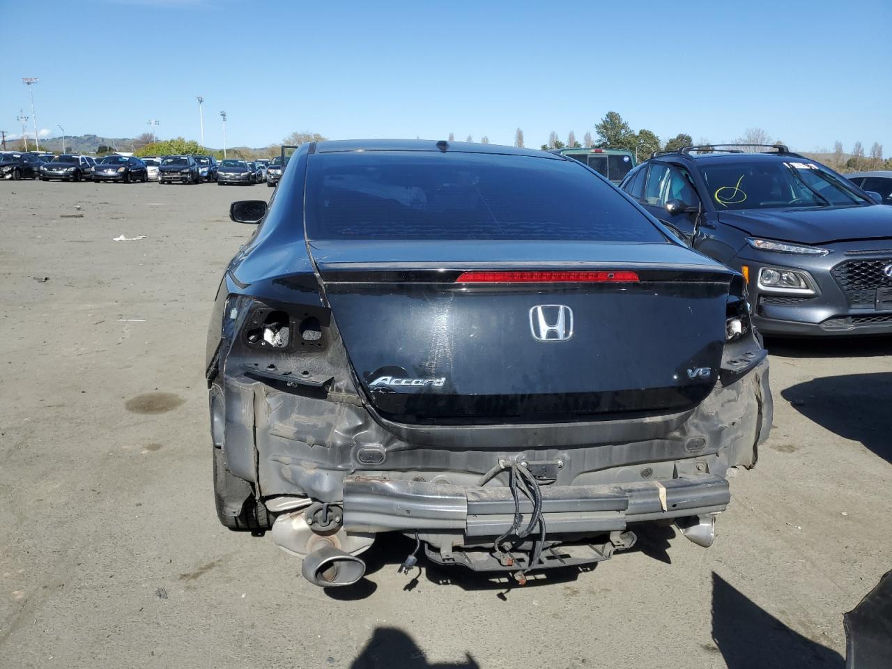 Photo 5 VIN: 1HGCT2B87EA002222 - HONDA ACCORD 