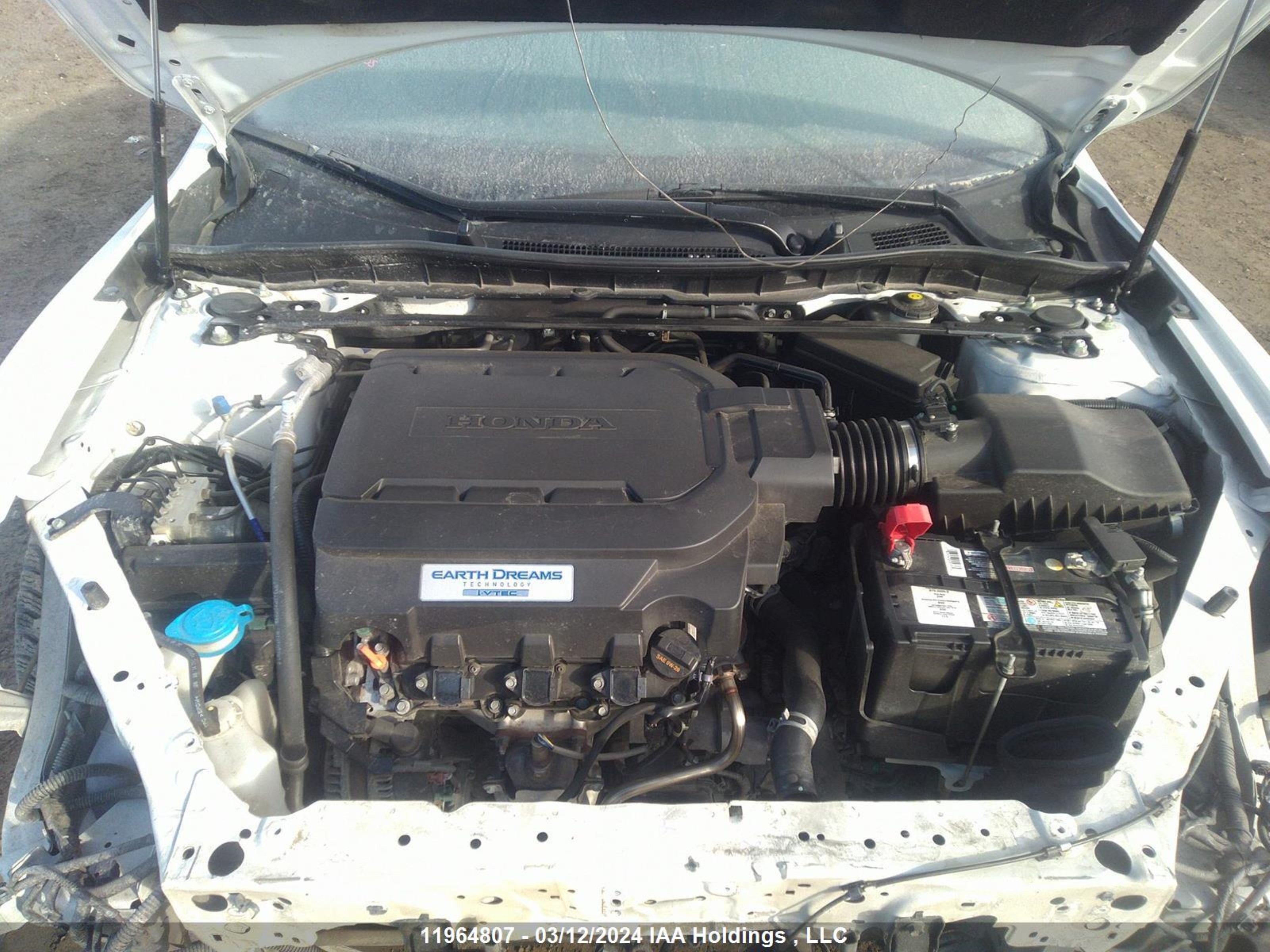 Photo 9 VIN: 1HGCT2B89FA800545 - HONDA ACCORD 