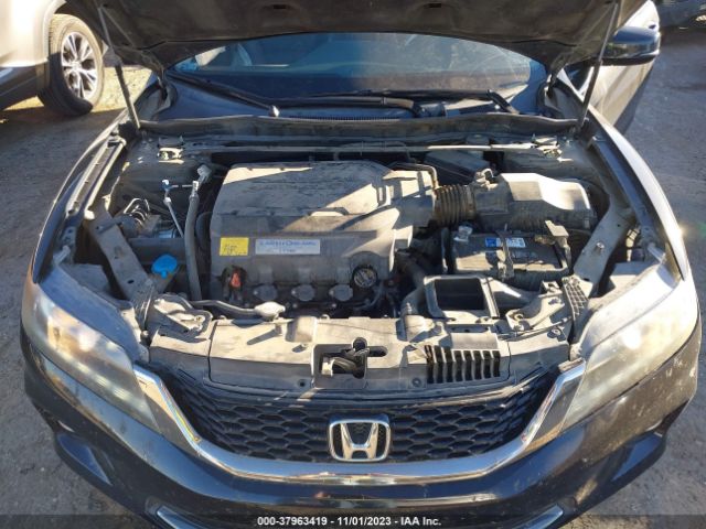 Photo 9 VIN: 1HGCT2B8XDA008482 - HONDA ACCORD 