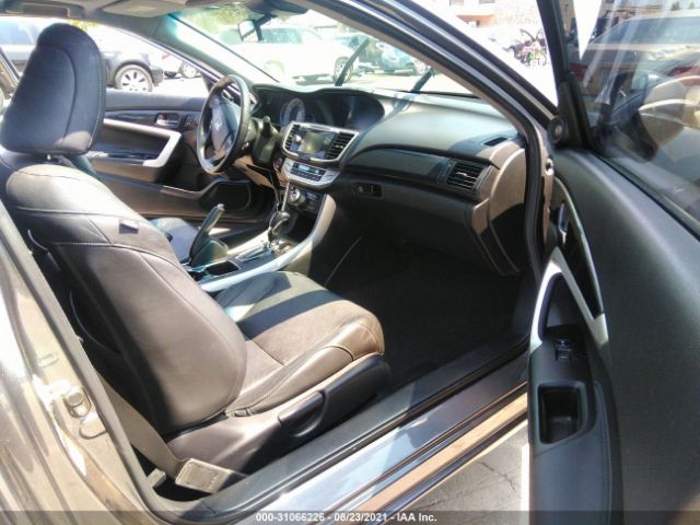 Photo 4 VIN: 1HGCT2B8XDA012015 - HONDA ACCORD CPE 