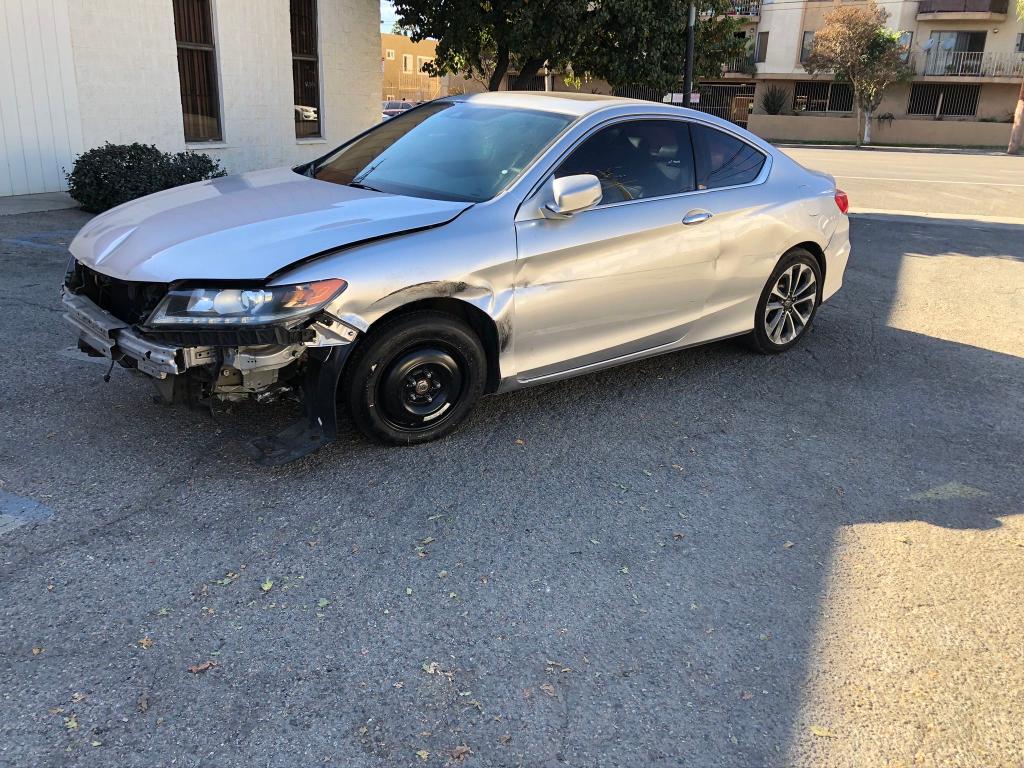 Photo 1 VIN: 1HGCT2B8XEA005616 - HONDA ACCORD COUPE 