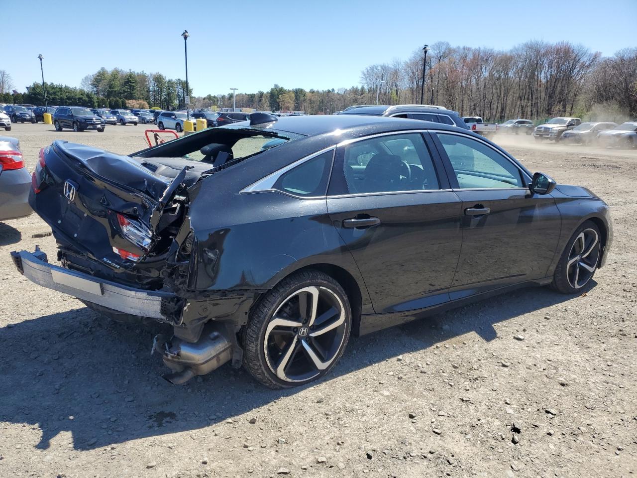 Photo 2 VIN: 1HGCV1E37JA127607 - HONDA ACCORD 