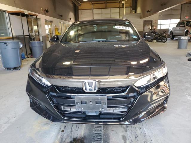 Photo 4 VIN: 1HGCV1E37JA223219 - HONDA ACCORD 