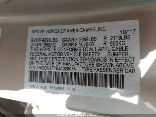 Photo 8 VIN: 1HGCV1F10JA028074 - HONDA ACCORD 