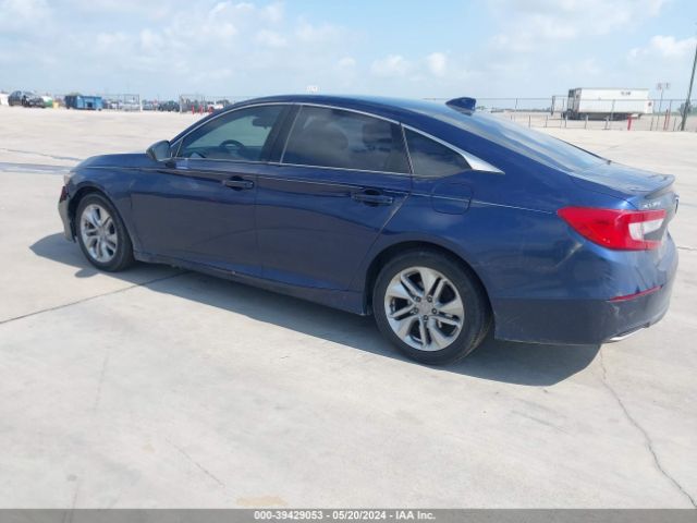 Photo 2 VIN: 1HGCV1F10JA028916 - HONDA ACCORD 