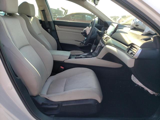 Photo 4 VIN: 1HGCV1F10JA052875 - HONDA ACCORD LX 