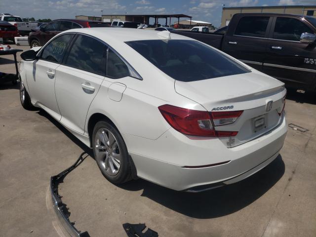 Photo 2 VIN: 1HGCV1F10JA066226 - HONDA ACCORD LX 