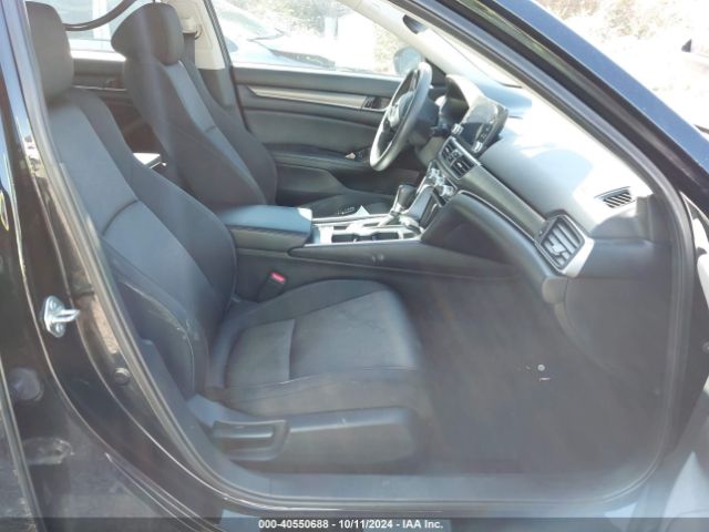 Photo 4 VIN: 1HGCV1F10JA078845 - HONDA ACCORD 