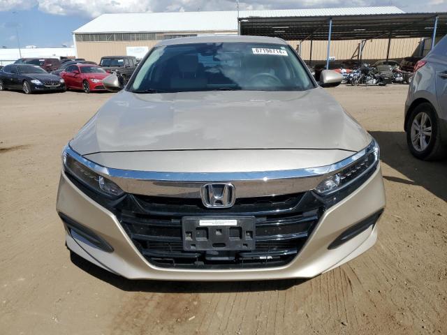 Photo 4 VIN: 1HGCV1F10JA155004 - HONDA ACCORD LX 