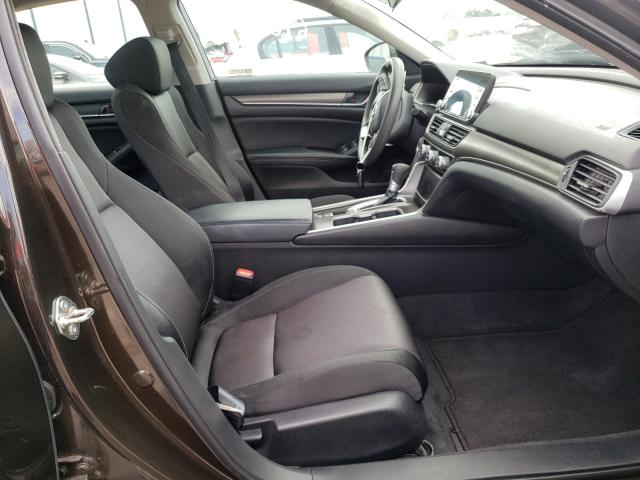 Photo 4 VIN: 1HGCV1F10JA159053 - HONDA ACCORD LX 