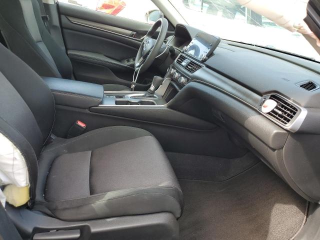 Photo 4 VIN: 1HGCV1F10JA224726 - HONDA ACCORD LX 