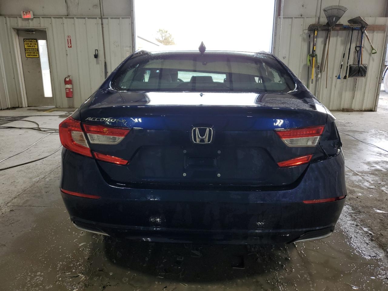 Photo 5 VIN: 1HGCV1F10JA233684 - HONDA ACCORD 