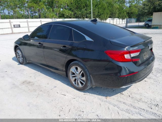 Photo 2 VIN: 1HGCV1F10JA257922 - HONDA ACCORD 