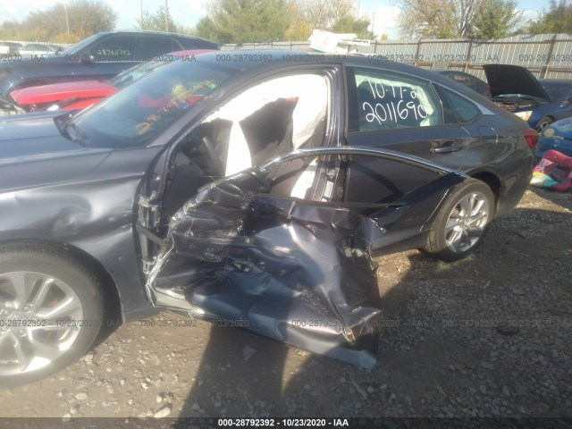 Photo 5 VIN: 1HGCV1F10JA268368 - HONDA ACCORD SEDAN 