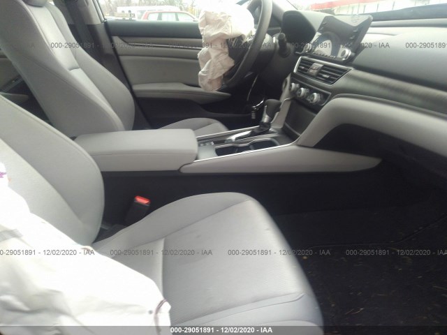 Photo 4 VIN: 1HGCV1F10KA028576 - HONDA ACCORD SEDAN 