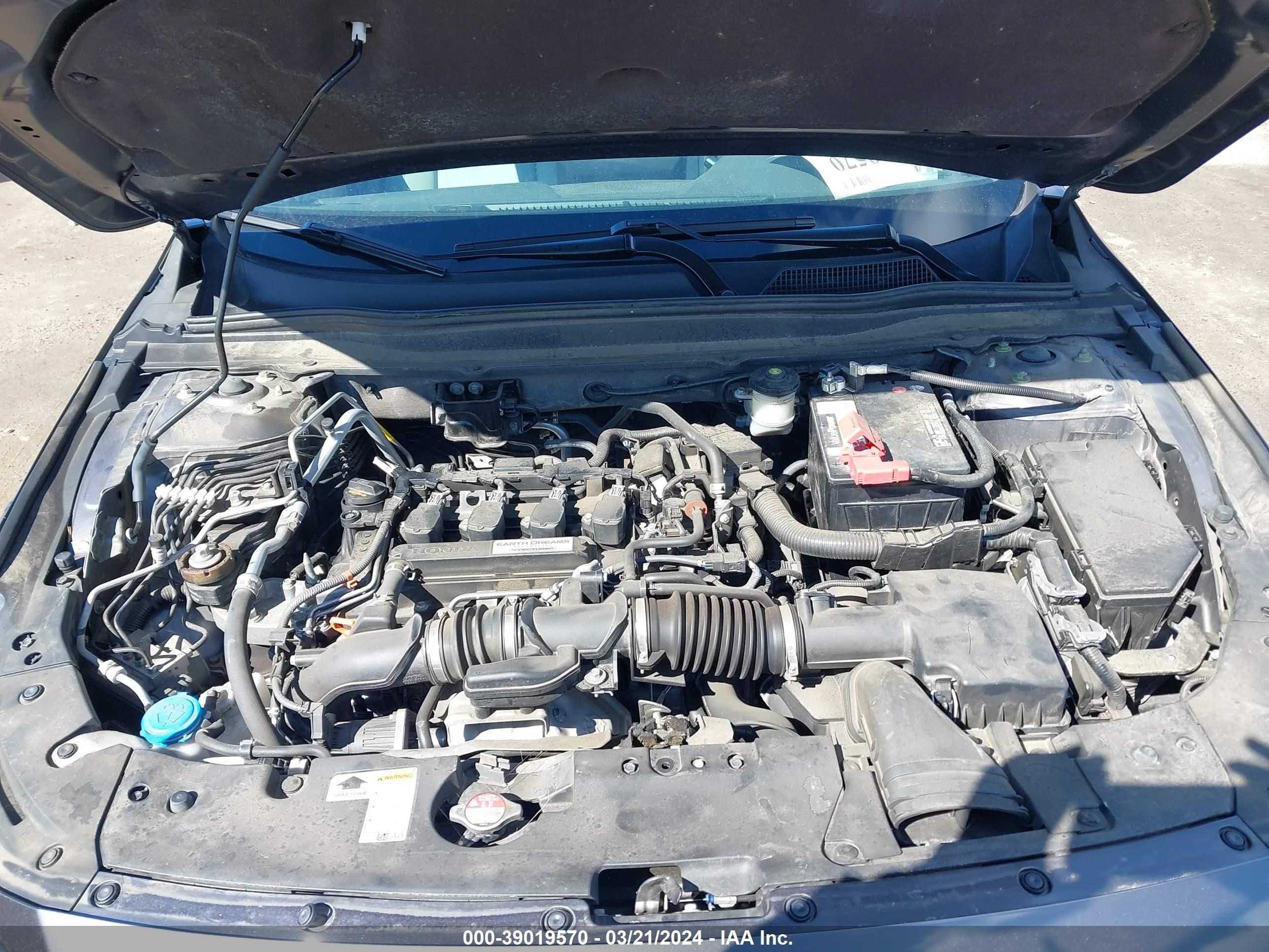 Photo 9 VIN: 1HGCV1F10KA047905 - HONDA ACCORD 