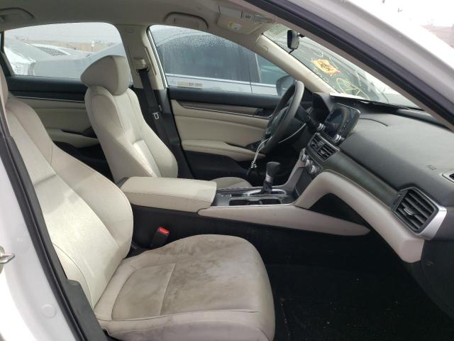 Photo 4 VIN: 1HGCV1F10KA073422 - HONDA ACCORD LX 