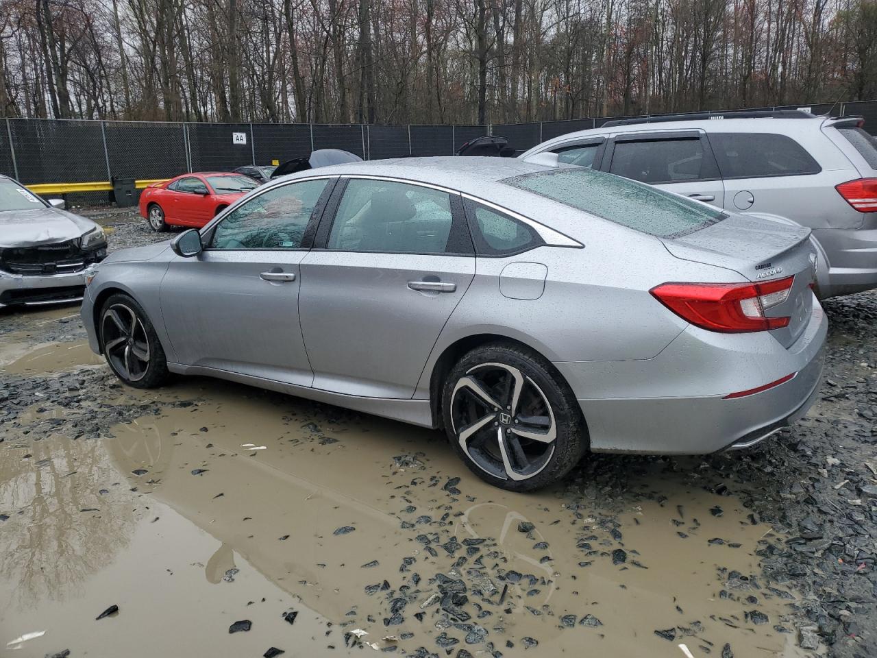 Photo 1 VIN: 1HGCV1F10KA102160 - HONDA ACCORD 