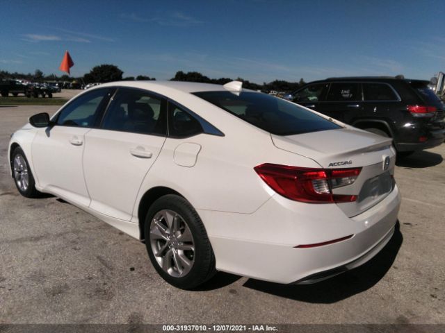 Photo 2 VIN: 1HGCV1F10KA157627 - HONDA ACCORD SEDAN 