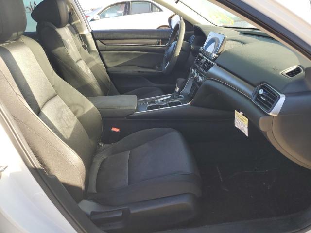 Photo 4 VIN: 1HGCV1F10LA009978 - HONDA ACCORD LX 