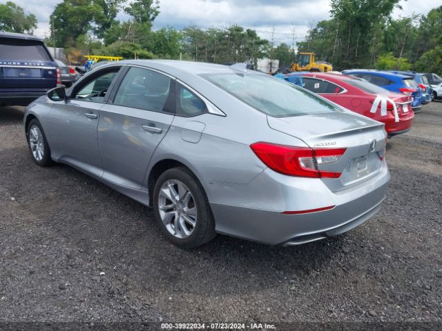 Photo 2 VIN: 1HGCV1F10LA010998 - HONDA ACCORD 