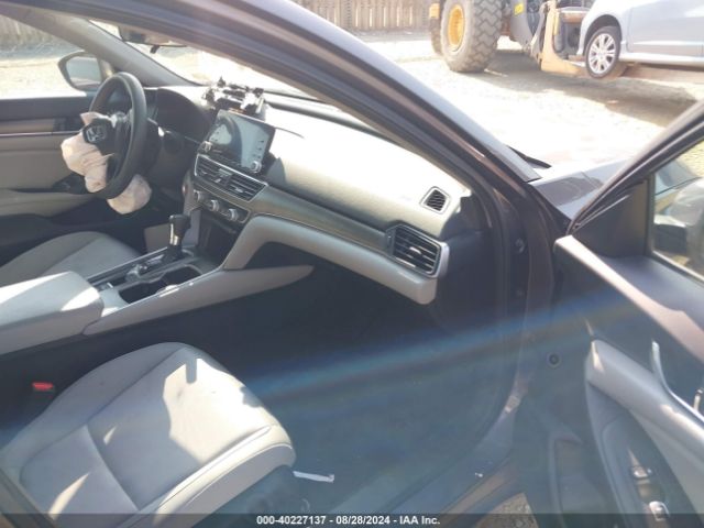 Photo 4 VIN: 1HGCV1F10LA022651 - HONDA ACCORD 