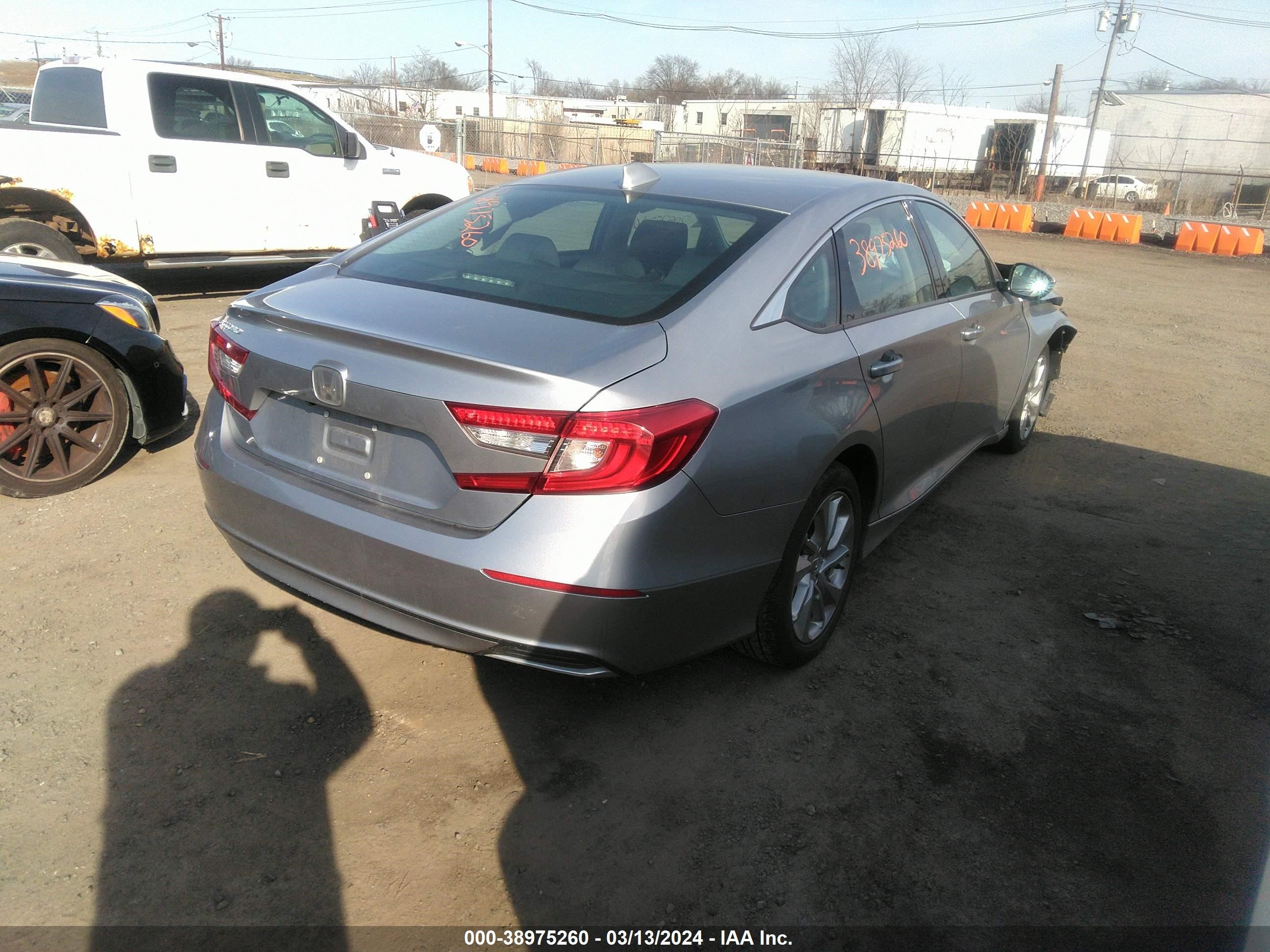 Photo 3 VIN: 1HGCV1F10LA049154 - HONDA ACCORD 