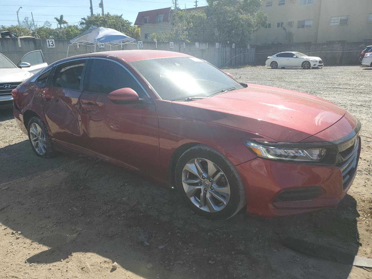 Photo 3 VIN: 1HGCV1F10LA116500 - HONDA ACCORD 