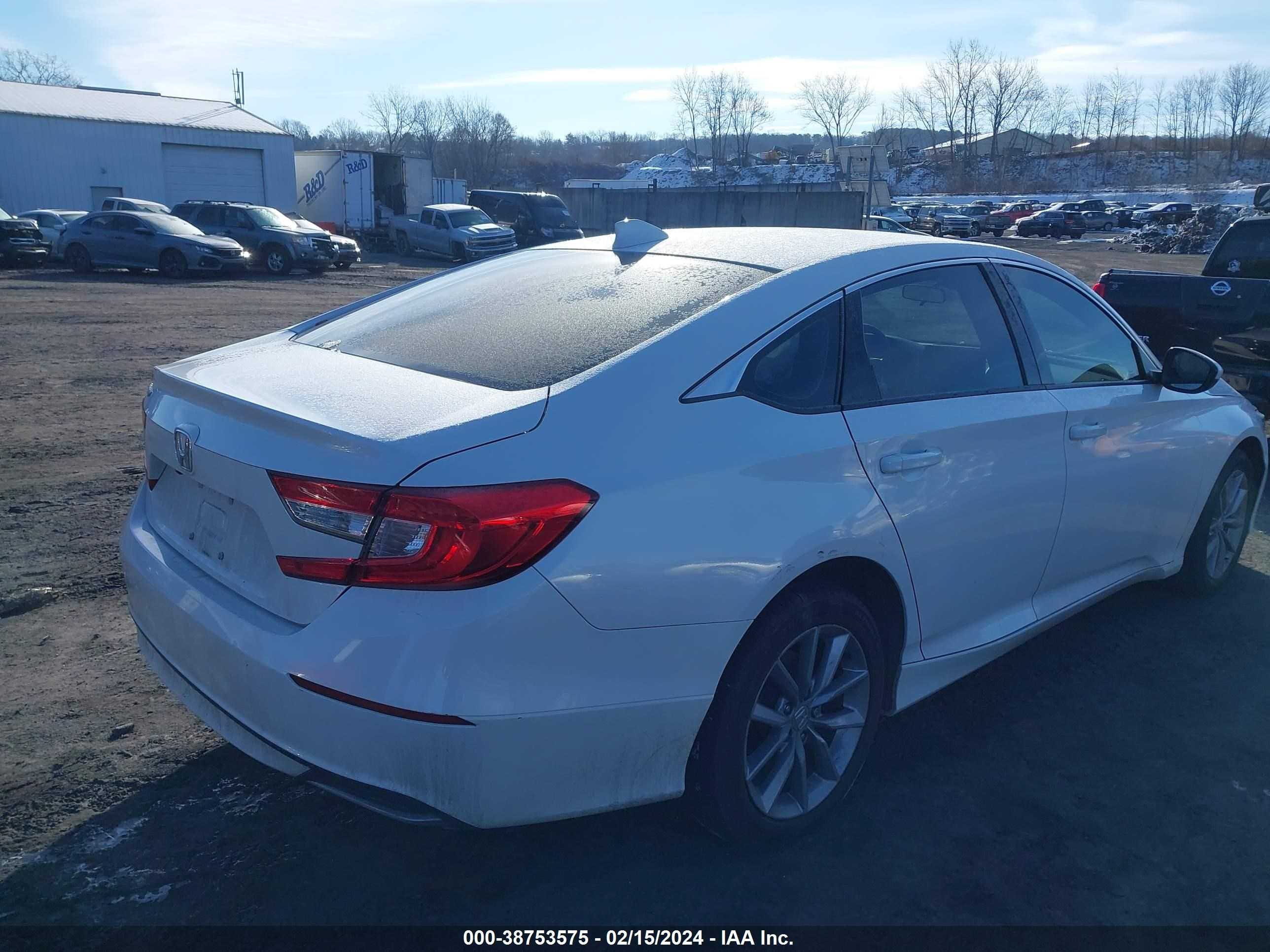 Photo 3 VIN: 1HGCV1F10MA069745 - HONDA ACCORD 