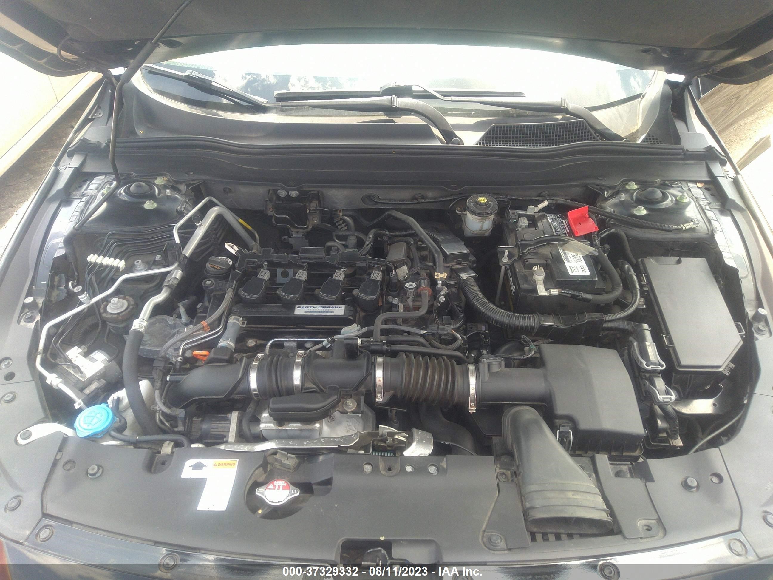 Photo 9 VIN: 1HGCV1F11JA027919 - HONDA ACCORD 