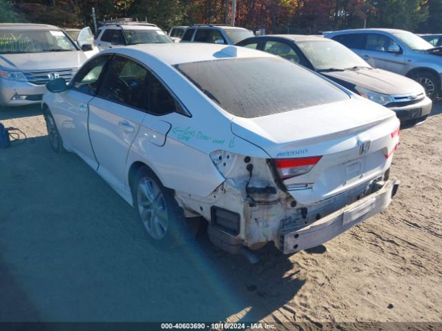 Photo 2 VIN: 1HGCV1F11JA067529 - HONDA ACCORD 