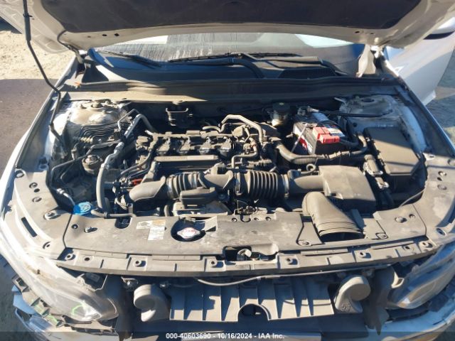 Photo 9 VIN: 1HGCV1F11JA067529 - HONDA ACCORD 