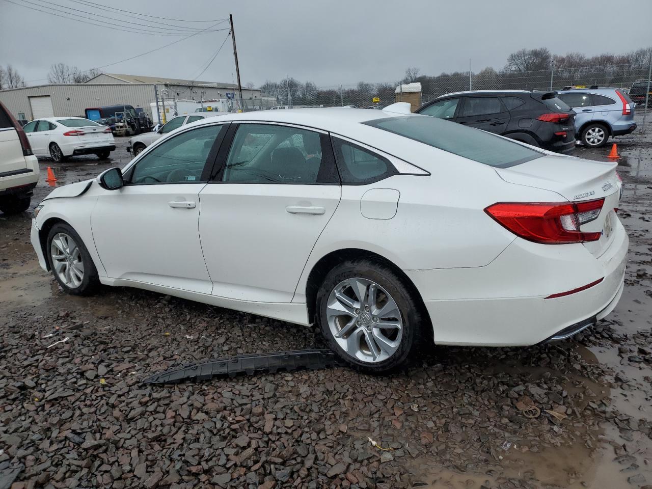 Photo 1 VIN: 1HGCV1F11JA112064 - HONDA ACCORD 