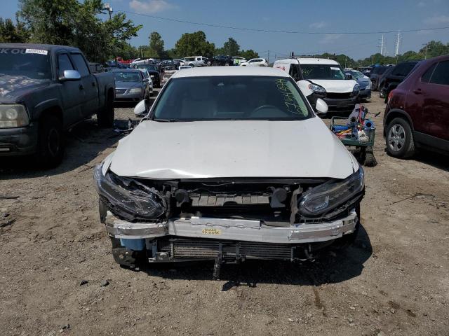 Photo 4 VIN: 1HGCV1F11JA113375 - HONDA ACCORD LX 