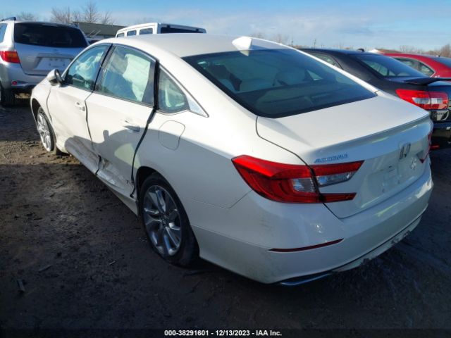 Photo 2 VIN: 1HGCV1F11JA136008 - HONDA ACCORD 