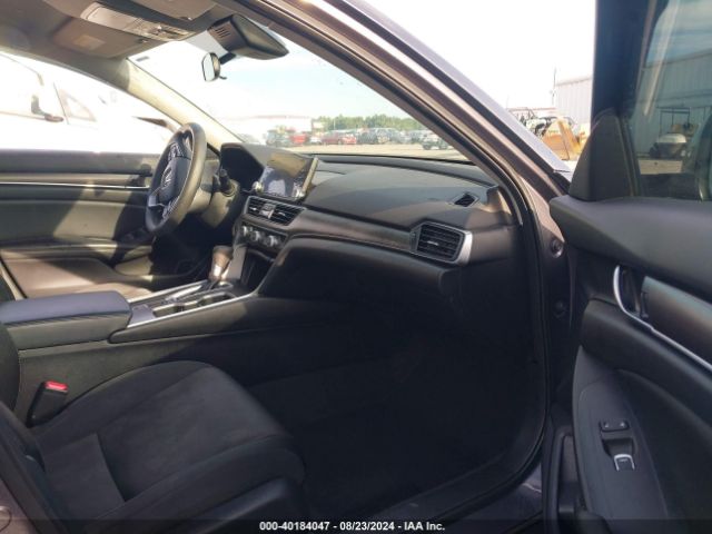 Photo 4 VIN: 1HGCV1F11JA202279 - HONDA ACCORD 