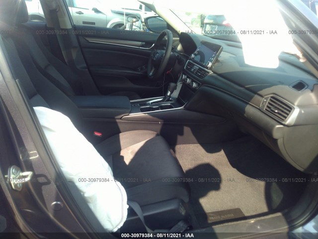 Photo 4 VIN: 1HGCV1F11JA216585 - HONDA ACCORD SEDAN 