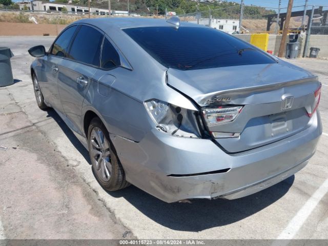 Photo 5 VIN: 1HGCV1F11JA241227 - HONDA ACCORD 