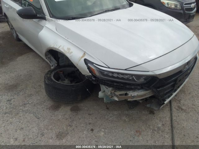 Photo 5 VIN: 1HGCV1F11JA261672 - HONDA ACCORD SEDAN 