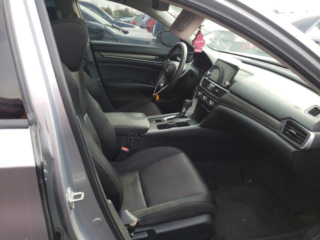 Photo 4 VIN: 1HGCV1F11JA811355 - HONDA ACCORD LX 