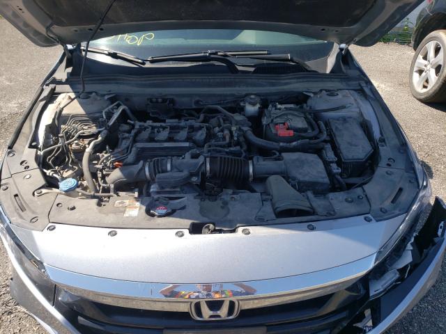 Photo 6 VIN: 1HGCV1F11JA811355 - HONDA ACCORD LX 