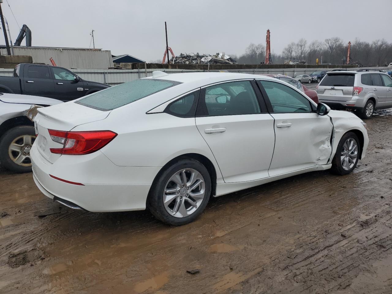 Photo 2 VIN: 1HGCV1F11KA031728 - HONDA ACCORD 