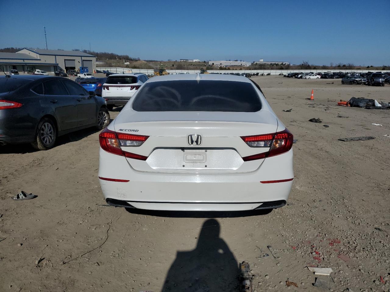 Photo 5 VIN: 1HGCV1F11LA009889 - HONDA ACCORD 